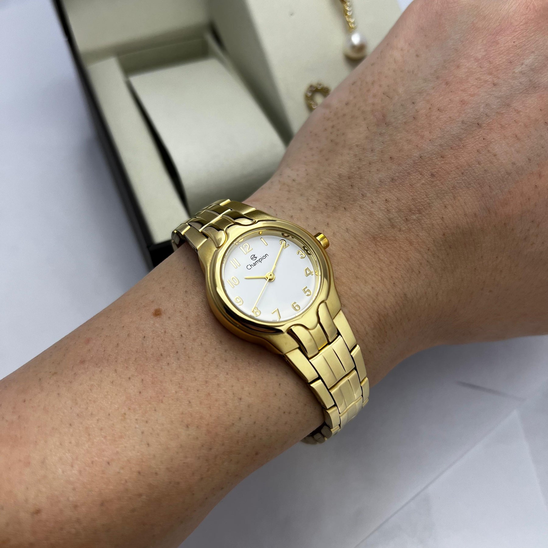 Relógio Champion Feminino Dourado Fundo Branco + Semi Joia QTZ